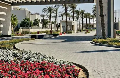 Apartment - 2 Bedrooms - 2 Bathrooms for sale in Eden - Cairo Gate - Sheikh Zayed Compounds - Sheikh Zayed City - Giza