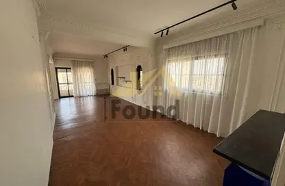 Apartment - 2 Bedrooms - 2 Bathrooms for rent in Al Aziz Othman St. - Zamalek - Cairo