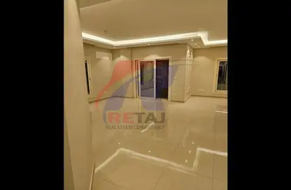 شقة - 4 غرف نوم - 3 حمامات للايجار في عمارات البنفسج - البنفسج - مدينة القاهرة الجديدة - القاهرة