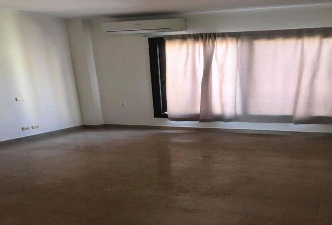 8376542 - Property Image 2