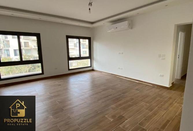 8046737 - Property Image 2