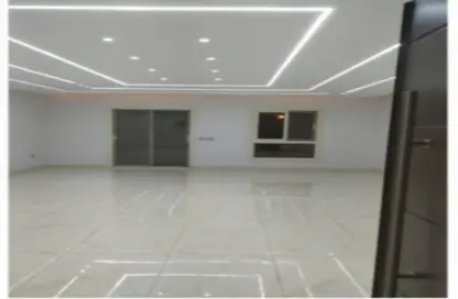 Apartment - 3 Bedrooms - 2 Bathrooms for rent in South Lotus - El Lotus - New Cairo City - Cairo
