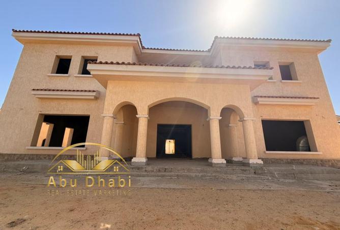 8424002 - Property Image 2