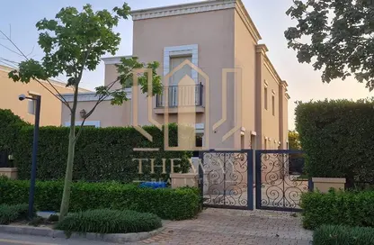 Villa - 3 Bedrooms - 5 Bathrooms for sale in Mivida - 5th Settlement Compounds - The 5th Settlement - New Cairo City - Cairo