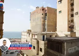 Apartment - 3 Bedrooms - 1 Bathroom for sale in Al Geish Road - Cleopatra - Hay Sharq - Alexandria
