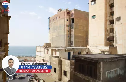 Apartment - 3 Bedrooms - 1 Bathroom for sale in Al Geish Road - Cleopatra - Hay Sharq - Alexandria