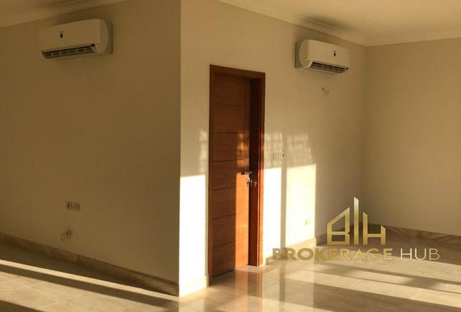 8560571 - Property Image 3