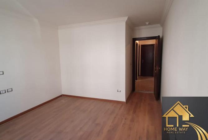 8206238 - Property Main Image