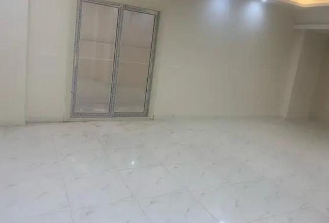 8272621 - Property Image 2