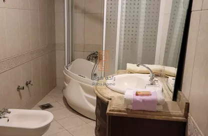 Apartment - 3 Bedrooms - 3 Bathrooms for rent in Gameat Al Dewal Al Arabeya St. - Mohandessin - Giza