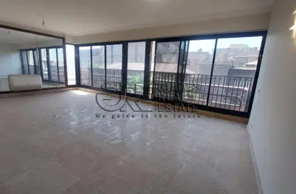 شقة - 3 غرف نوم - 3 حمامات للايجار في شارع حسن صبري - الزمالك - القاهرة