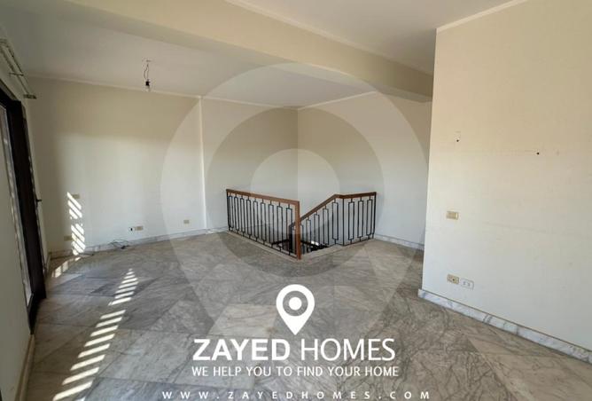 8233730 - Property Image 2