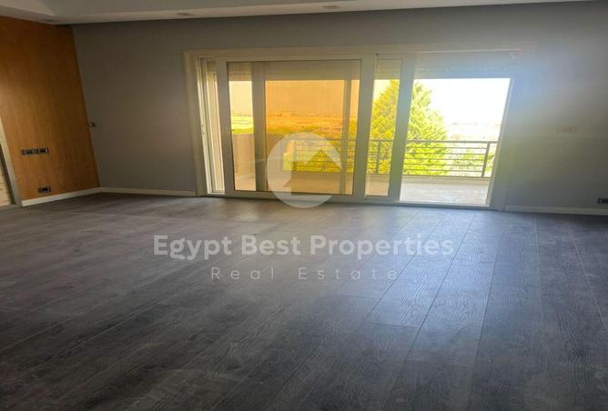8011515 - Property Image 2