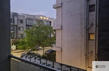 Apartment - 2 Bedrooms - 2 Bathrooms for sale in Galleria Moon Valley - South Investors Area - New Cairo City - Cairo