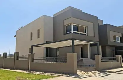 Villa - 5 Bedrooms - 5 Bathrooms for sale in Etapa - Sheikh Zayed Compounds - Sheikh Zayed City - Giza