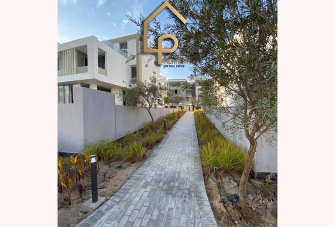 8420610 - Property Image 2