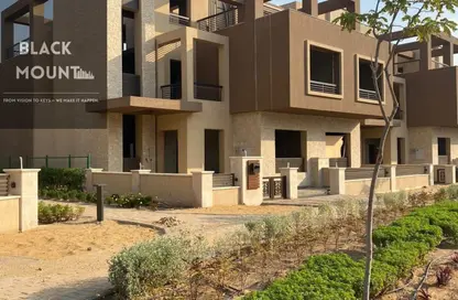 Townhouse - 4 Bedrooms - 4 Bathrooms for sale in New Giza - Cairo Alexandria Desert Road - 6 October City - Giza