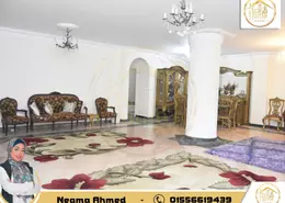 Apartment - 4 Bedrooms - 3 Bathrooms for rent in Abdel Salam Aref St. - Laurent - Hay Sharq - Alexandria