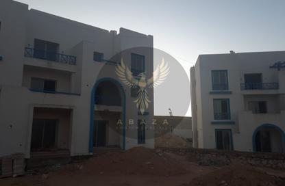 Chalet - 2 Bedrooms - 2 Bathrooms for sale in Mountain View - Ras Al Hekma - North Coast