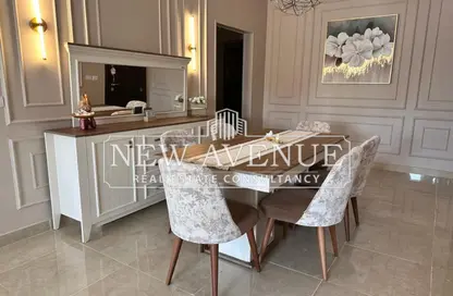 Apartment - 3 Bedrooms - 2 Bathrooms for sale in Moon Residences - Fifth Square - The 5th Settlement - New Cairo City - Cairo