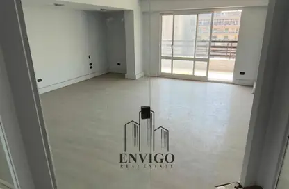 Apartment - 3 Bedrooms - 2 Bathrooms for sale in Makram Ebeid St. - 6th Zone - Nasr City - Cairo