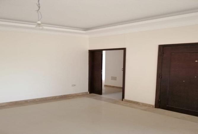 8300595 - Property Image 3