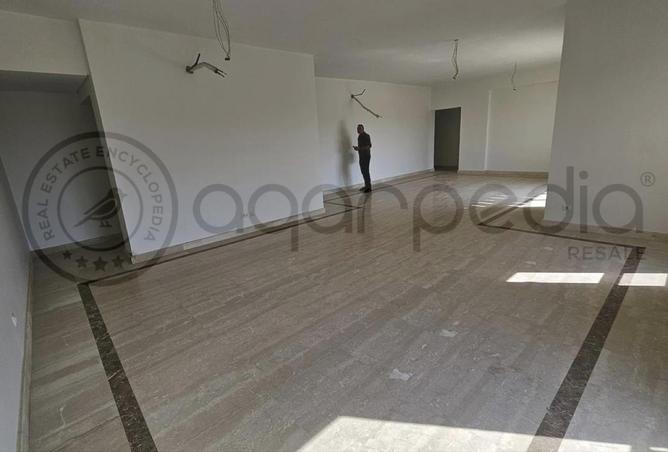 8345402 - Property Image 3