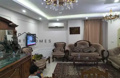 شقة - 3 غرف نوم - 2 حمامات للايجار في الحي العاشر - الشيخ زايد - الجيزة