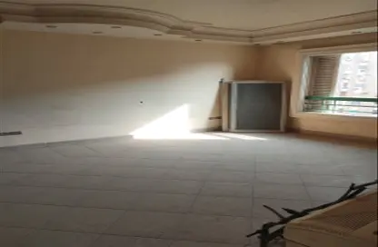 Office Space - Studio - 2 Bathrooms for rent in Ahmed Tayseer St. - Ard El Golf - Heliopolis - Masr El Gedida - Cairo