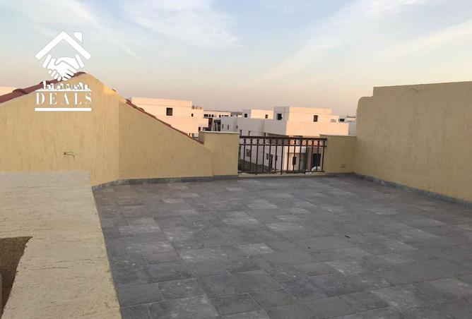 8439910 - Property Image 2