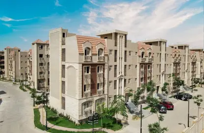 Apartment - 3 Bedrooms - 2 Bathrooms for sale in Rock Vera - 5th Settlement Compounds - The 5th Settlement - New Cairo City - Cairo