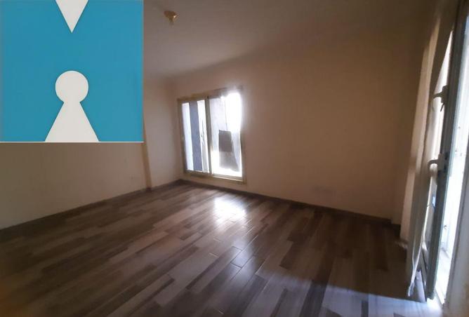 8215463 - Property Main Image