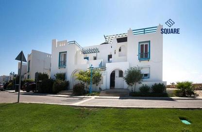 Chalet - 3 Bedrooms - 2 Bathrooms for sale in Mountain View - Ras Al Hekma - North Coast
