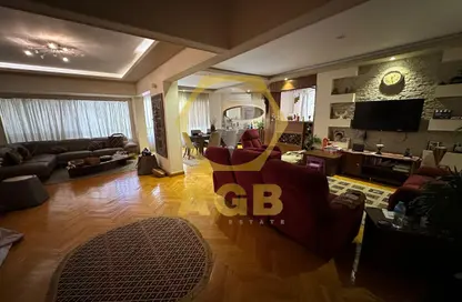 Apartment - 2 Bedrooms - 2 Bathrooms for sale in Abo Al Lathameen Sqaure St. - Al Agouza - Giza
