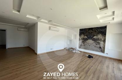 Apartment - 3 Bedrooms - 3 Bathrooms for rent in The Courtyards - Sheikh Zayed Compounds - Sheikh Zayed City - Giza