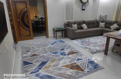 شقة - 3 غرف نوم - 2 حمامات للبيع في حى القرنفل - التجمع الخامس - مدينة القاهرة الجديدة - القاهرة