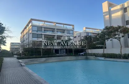 Apartment - 2 Bedrooms - 2 Bathrooms for sale in Lake View Residence - 5th Settlement Compounds - The 5th Settlement - New Cairo City - Cairo