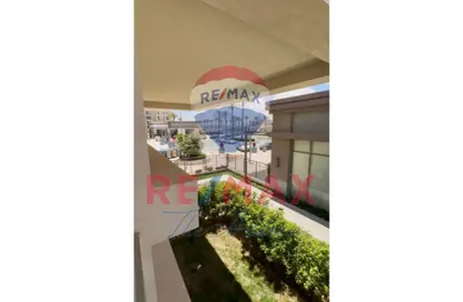 شاليه - 3 غرف نوم - 3 حمامات للايجار في مراسي - سيدي عبد الرحمن - الساحل الشمالي