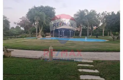 فيلا - 4 غرف نوم - 4 حمامات للبيع في امتداد المستثمرين الشمالية - مدينة القاهرة الجديدة - القاهرة