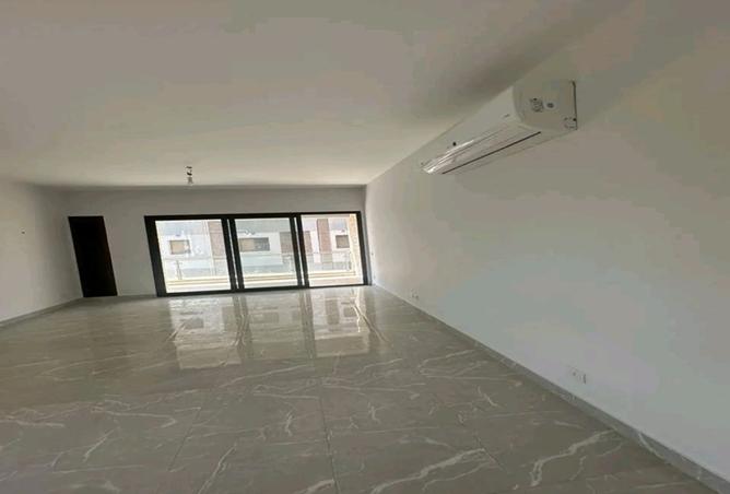 8422338 - Property Image 2