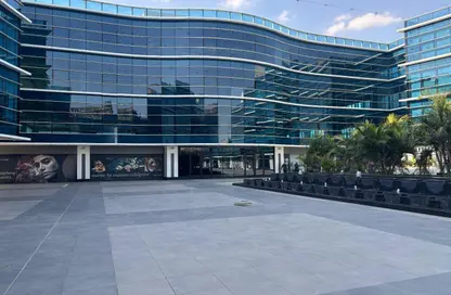 Office Space - Studio - 3 Bathrooms for rent in Arkan Plaza - 26th of July Corridor - Sheikh Zayed City - Giza