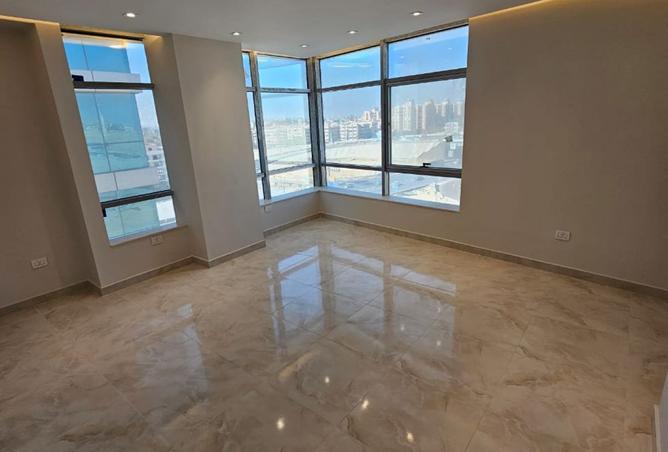 8446001 - Property Image 2