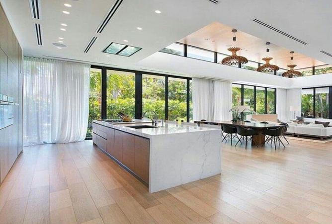 8231440 - Property Image 2