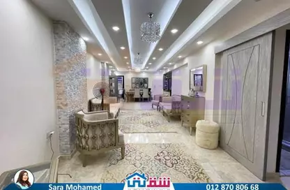 Apartment - 3 Bedrooms - 2 Bathrooms for rent in Al Geish Road - Laurent - Hay Sharq - Alexandria