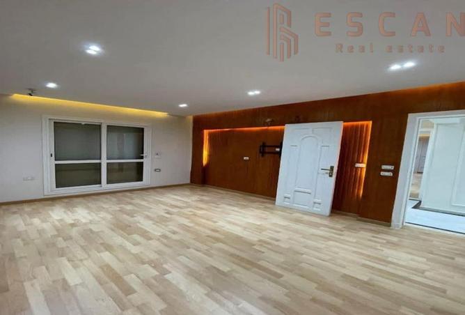 8277451 - Property Main Image