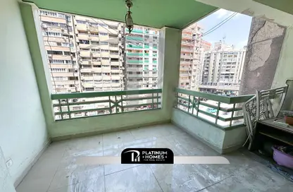 Apartment - 3 Bedrooms - 2 Bathrooms for sale in Mohamed Anwar El Sadat - Forty Five St. - El Asafra Bahary - Asafra - Hay Than El Montazah - Alexandria