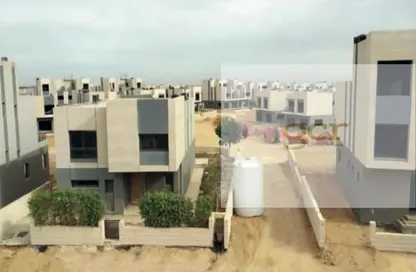 Villa - 3 Bedrooms - 3 Bathrooms for sale in The Valleys - Mostakbal City - Future City - Cairo