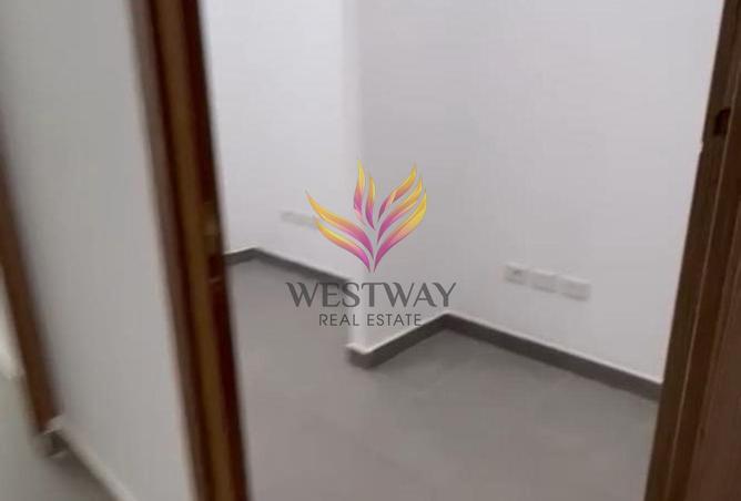 8133870 - Property Image 2