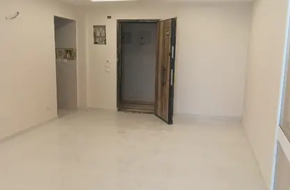 شقة - 2 غرف نوم - 1 حمام للايجار في نكست بوينت - الهضبة الوسطي - المقطم - القاهرة