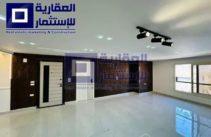 شقة - 4 غرف نوم - 3 حمامات للبيع في الحي الثاني - مدينة 6 أكتوبر - الجيزة